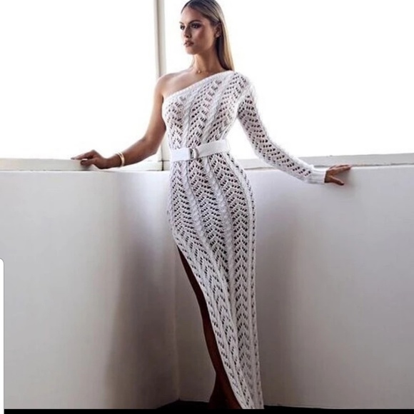 One Sleeve Knit Dress - Picture 3 of 8